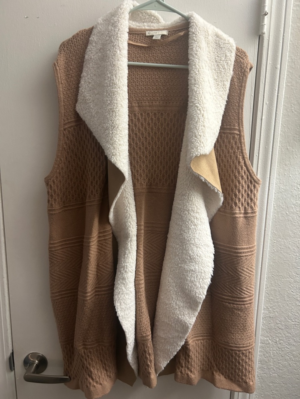 Cozy Faux-Sherpa Trim Knit Vest in Camel and Cream